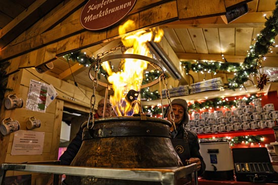 Feuerzangenbowle am Berchtesgadener Advent Feuerzangenbowle am Berchtesgadener Advent