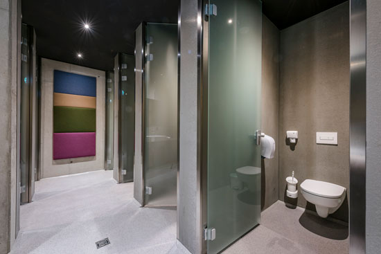 Innenansicht von den WC´s im größeren Sanitärgebäude. Innenansicht von den WC´s im größeren Sanitärgebäude.