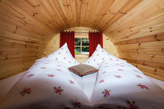 Campingfässer Doppelbett Innenansicht Campingfässer Doppelbett Innenansicht