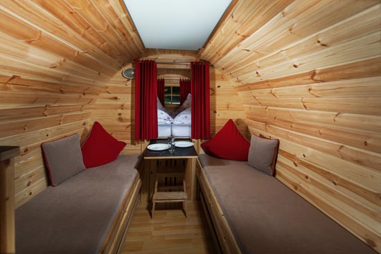 Campingfass Innenraumansicht. Campingfass Innenraumansicht.