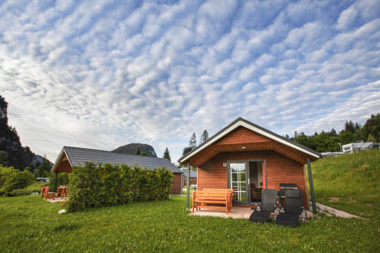 Vorderansicht Chalets  Vorderansicht Chalets